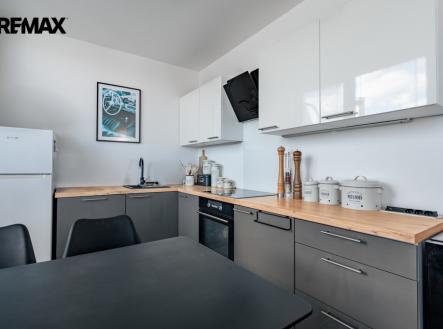 Prodej bytu, 2+kk, 87 m²