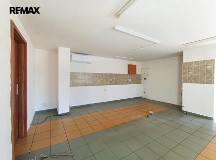 Pronájem obchodní prostory, 55 m²