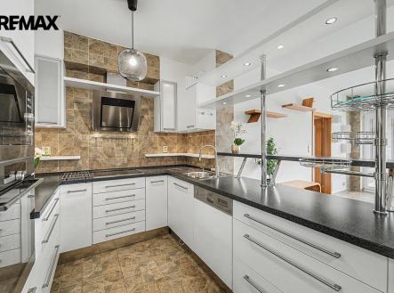 Prodej bytu, 3+kk, 95 m²