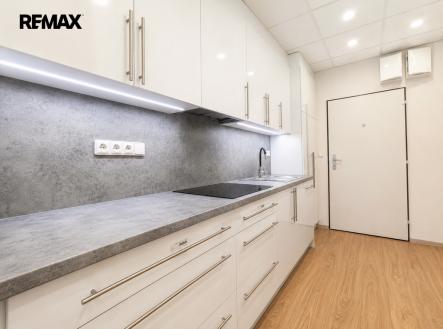 Pronájem bytu, 2+1, 49 m²