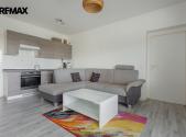 Pronájem bytu, 2+kk, 49 m²