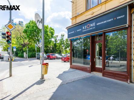 Pronájem obchodní prostory, 82 m²