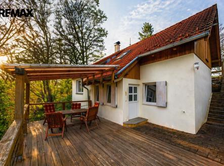 Prodej hotel, 93 m²