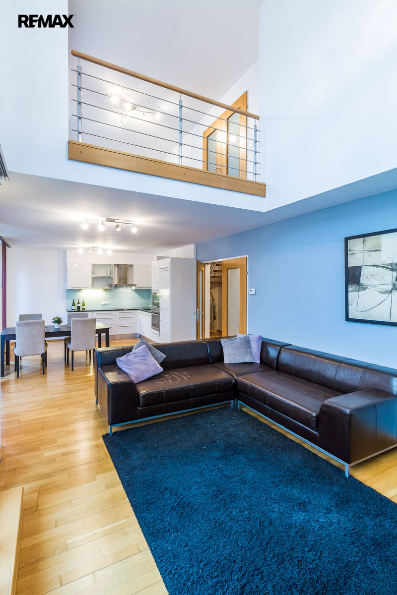 loft-5.jpg