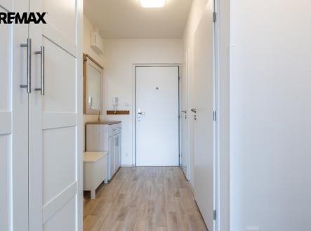 Pronájem bytu, 2+kk, 42 m²