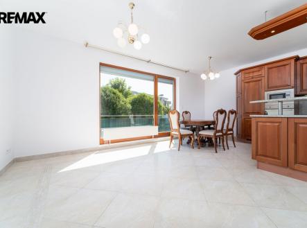 Pronájem bytu, 3+kk, 75 m²