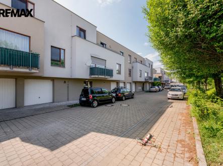Pronájem bytu, 3+kk, 75 m²