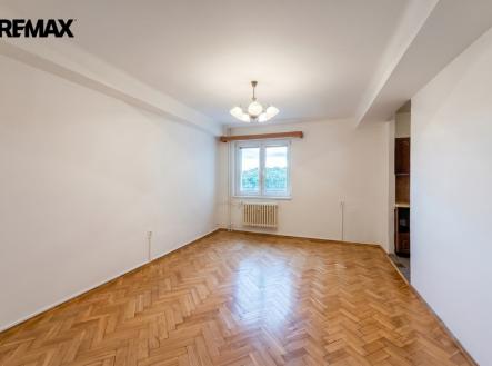 Pronájem bytu, 1+kk, 35 m²