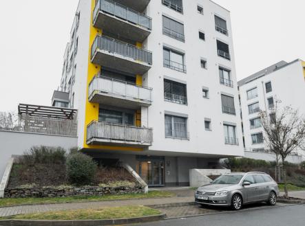 Pronájem bytu, 1+kk, 30 m²