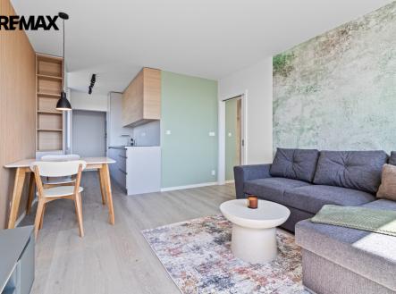 Pronájem bytu, 3+kk, 66 m²