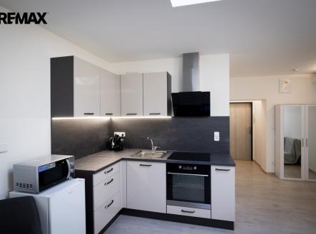 Pronájem bytu, 1+kk, 31 m²