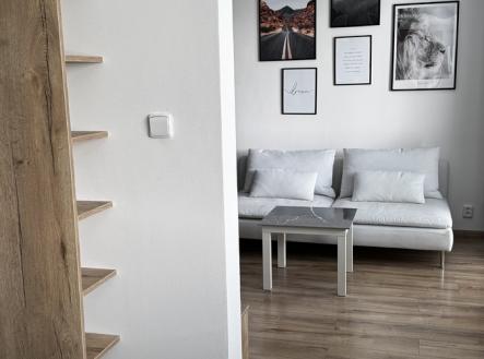 Pronájem bytu, 1+1, 46 m²