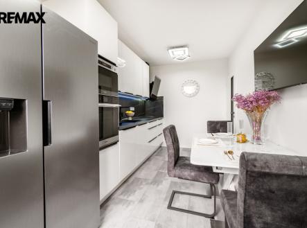 Prodej bytu, 3+1, 74 m²