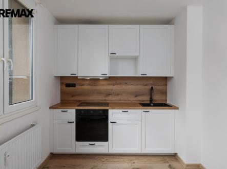 Pronájem bytu, 1+1, 38 m²