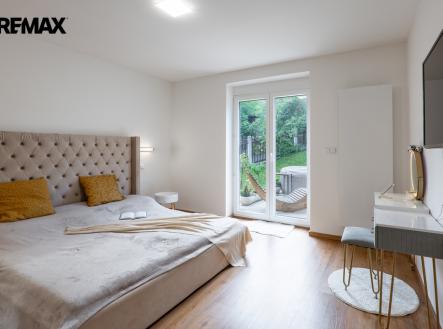 Pronájem domu/vily, 169 m²