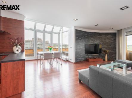 Pronájem bytu, 4+kk, 150 m²