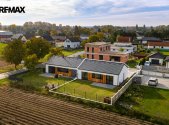 Pronájem domu/vily, 94 m²