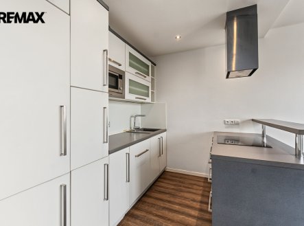 Prodej bytu, 3+kk, 66 m²