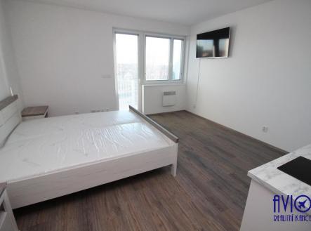 Pronájem bytu, 1+kk, 36 m²