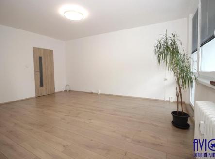 Pronájem bytu, 3+1, 77 m²