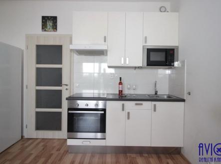 Pronájem bytu, 1+kk, 34 m²