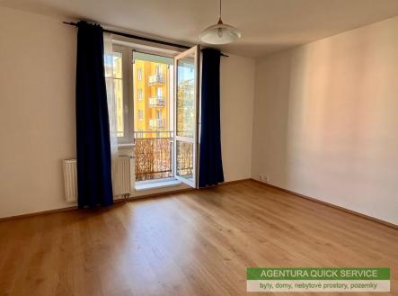 Pronájem bytu, 3+kk, 82 m²