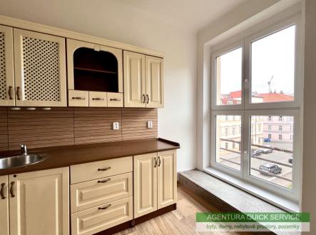 Pronájem bytu, 3+1, 67 m²