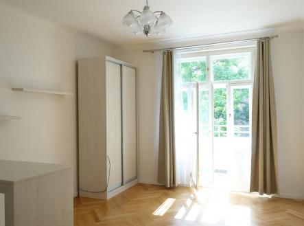 Pronájem bytu, 1+kk, 30 m²