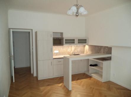 Pronájem bytu, 1+kk, 30 m²