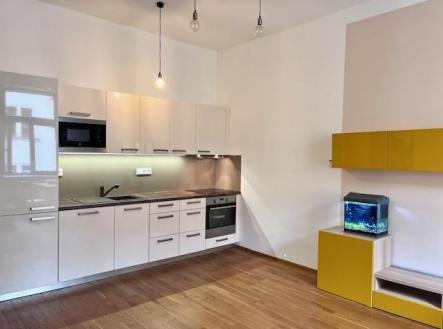 Pronájem bytu, 3+kk, 74 m²