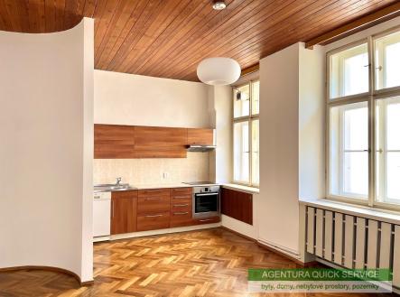 Pronájem bytu, 3+1, 121 m²