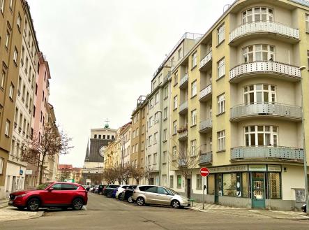 Pronájem bytu, 3+kk, 94 m²