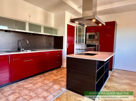 Pronájem bytu, 5+kk, 150 m²
