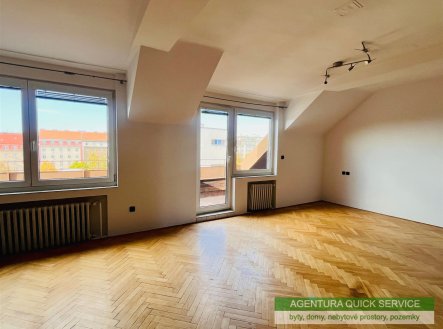 Pronájem bytu, 5+kk, 150 m²