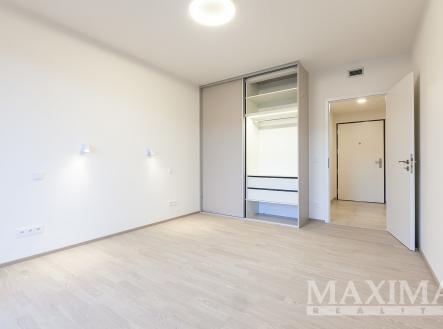 Pronájem bytu, 2+kk, 58 m²