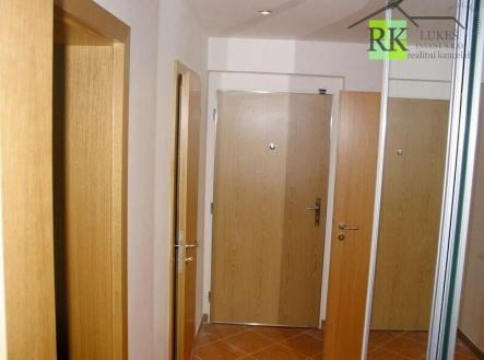 Pronájem bytu, 2+kk, 57 m²