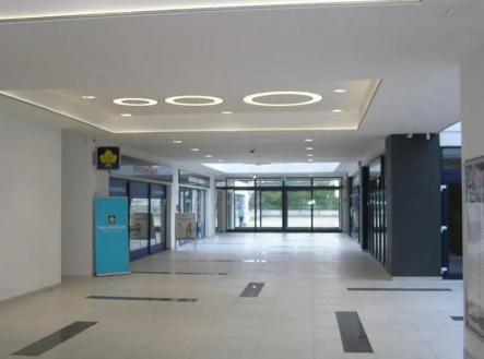 Pronájem kanceláře, 83 m²