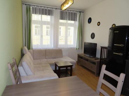 Pronájem bytu, 2+kk, 37 m² obrázek