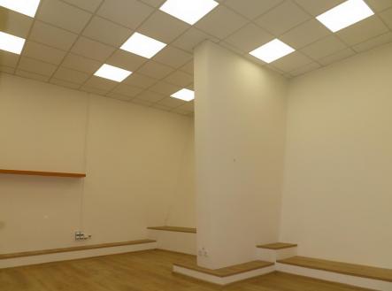 Pronájem kanceláře, 147 m²