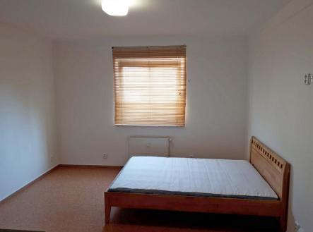 Pronájem bytu, 1+kk, 23 m²