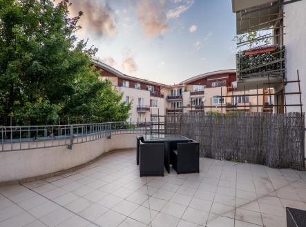 Prodej bytu, 1+kk, 81 m²