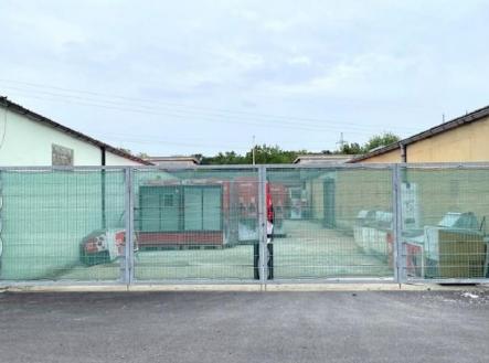 Pronájem skladovací prostor, 382 m²