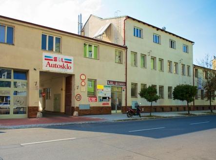 Pronájem skladu, 108 m²
