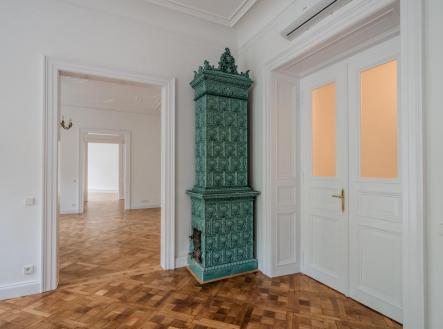 Pronájem kanceláře, 255 m²
