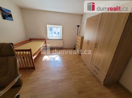Pronájem bytu, 1+kk, 17 m² obrázek
