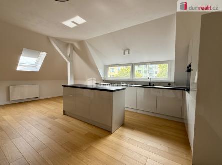 Prodej bytu, 3+kk, 80 m²