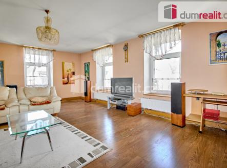 Prodej - dům/vila, 980 m²