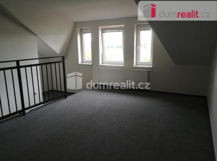 Pronájem bytu, 3+kk, 93 m²