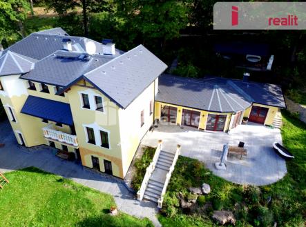 Prodej domu/vily, 734 m²