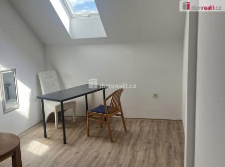 Pronájem bytu, 1+kk, 17 m²